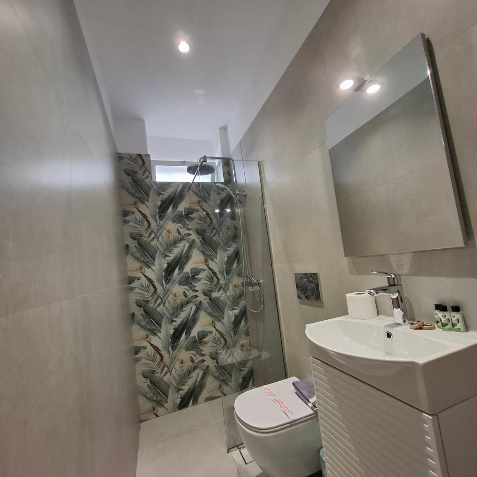 Aquarella-Stylish Veranda Apartment In Centre Of Poros Town ภายนอก รูปภาพ
