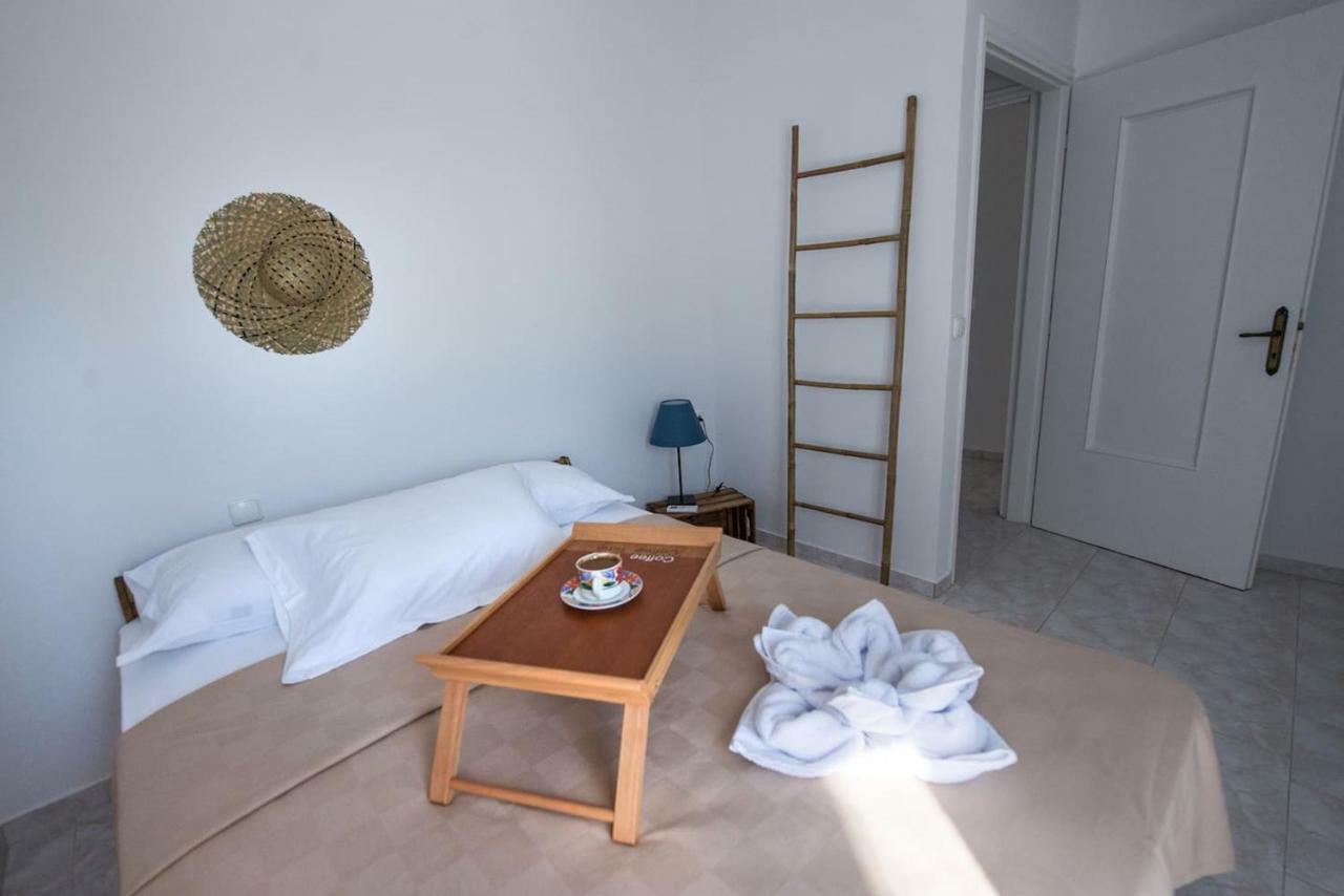 Aquarella-Stylish Veranda Apartment In Centre Of Poros Town ภายนอก รูปภาพ