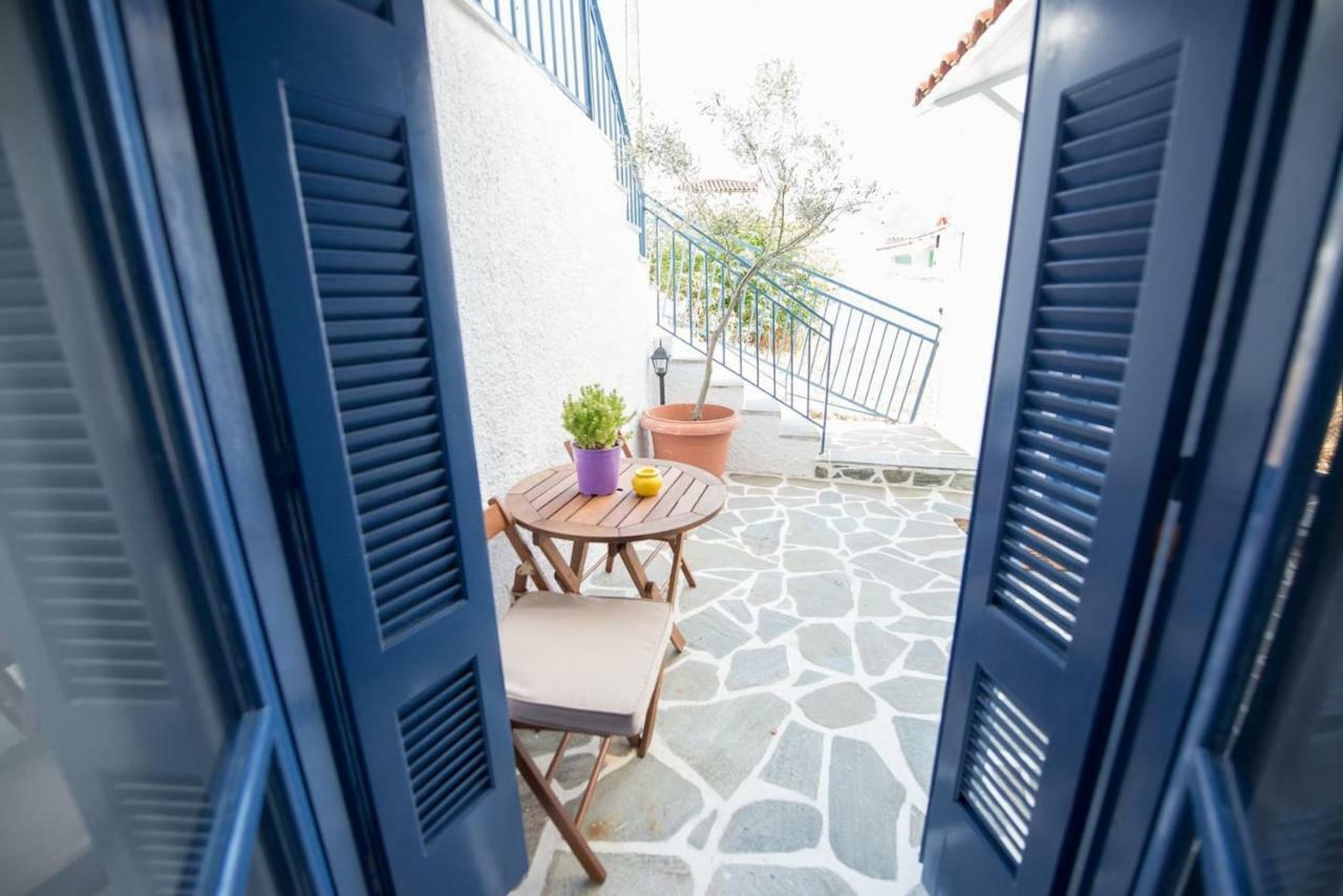 Aquarella-Stylish Veranda Apartment In Centre Of Poros Town ภายนอก รูปภาพ