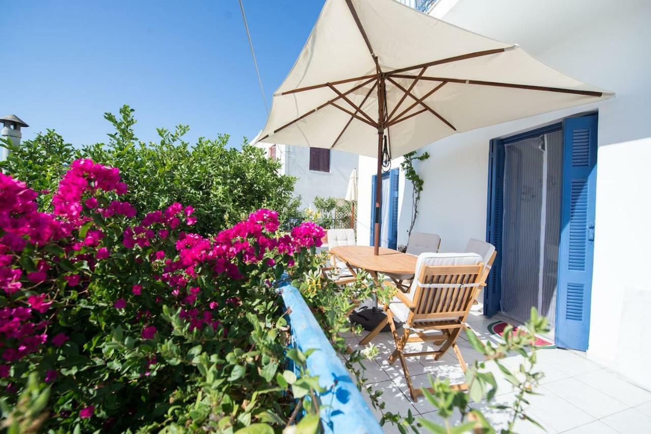 Aquarella-Stylish Veranda Apartment In Centre Of Poros Town ภายนอก รูปภาพ