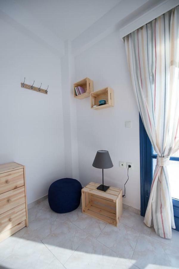 Aquarella-Stylish Veranda Apartment In Centre Of Poros Town ภายนอก รูปภาพ