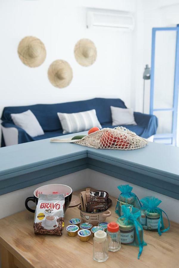 Aquarella-Stylish Veranda Apartment In Centre Of Poros Town ภายนอก รูปภาพ