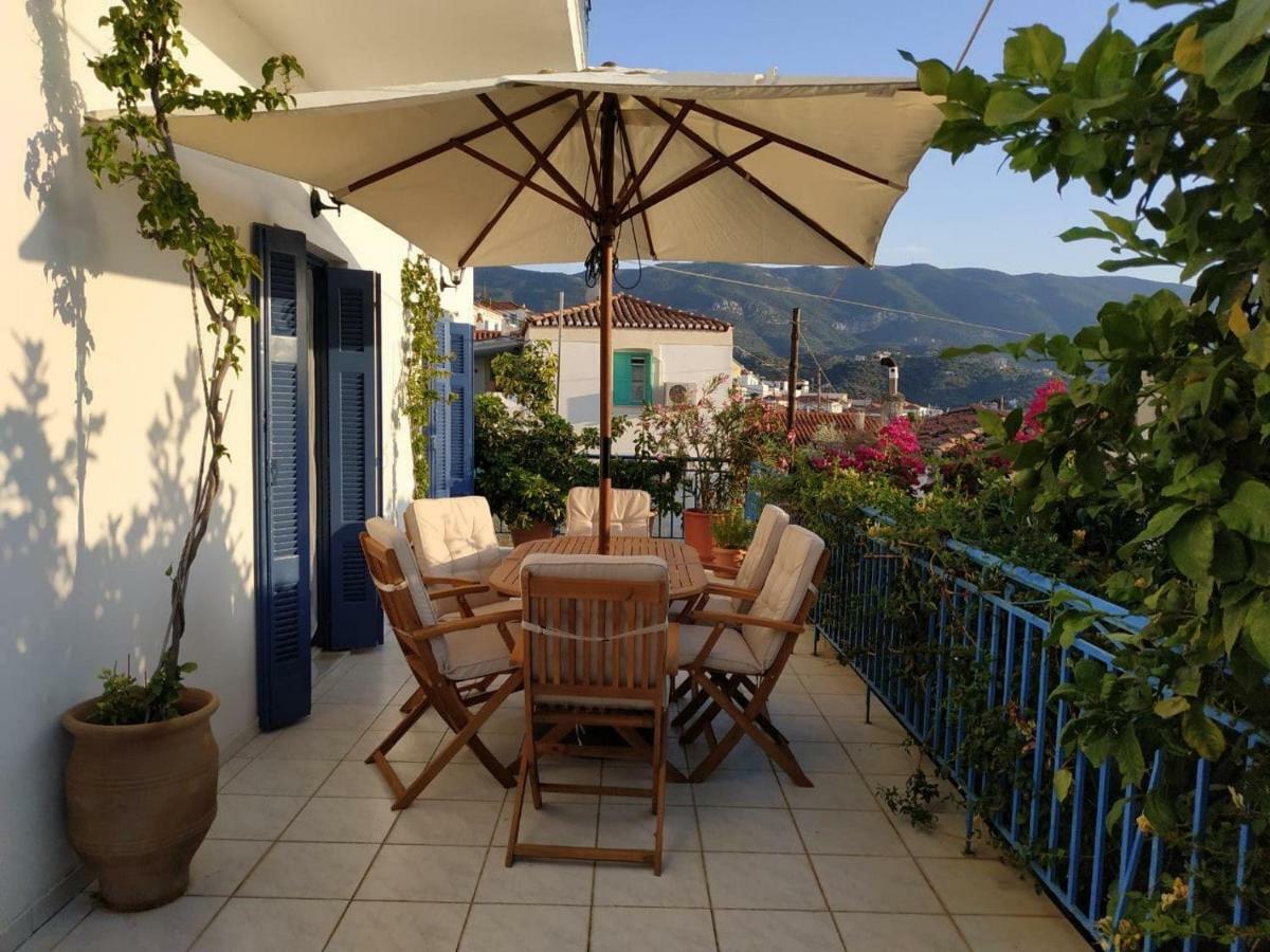 Aquarella-Stylish Veranda Apartment In Centre Of Poros Town ภายนอก รูปภาพ