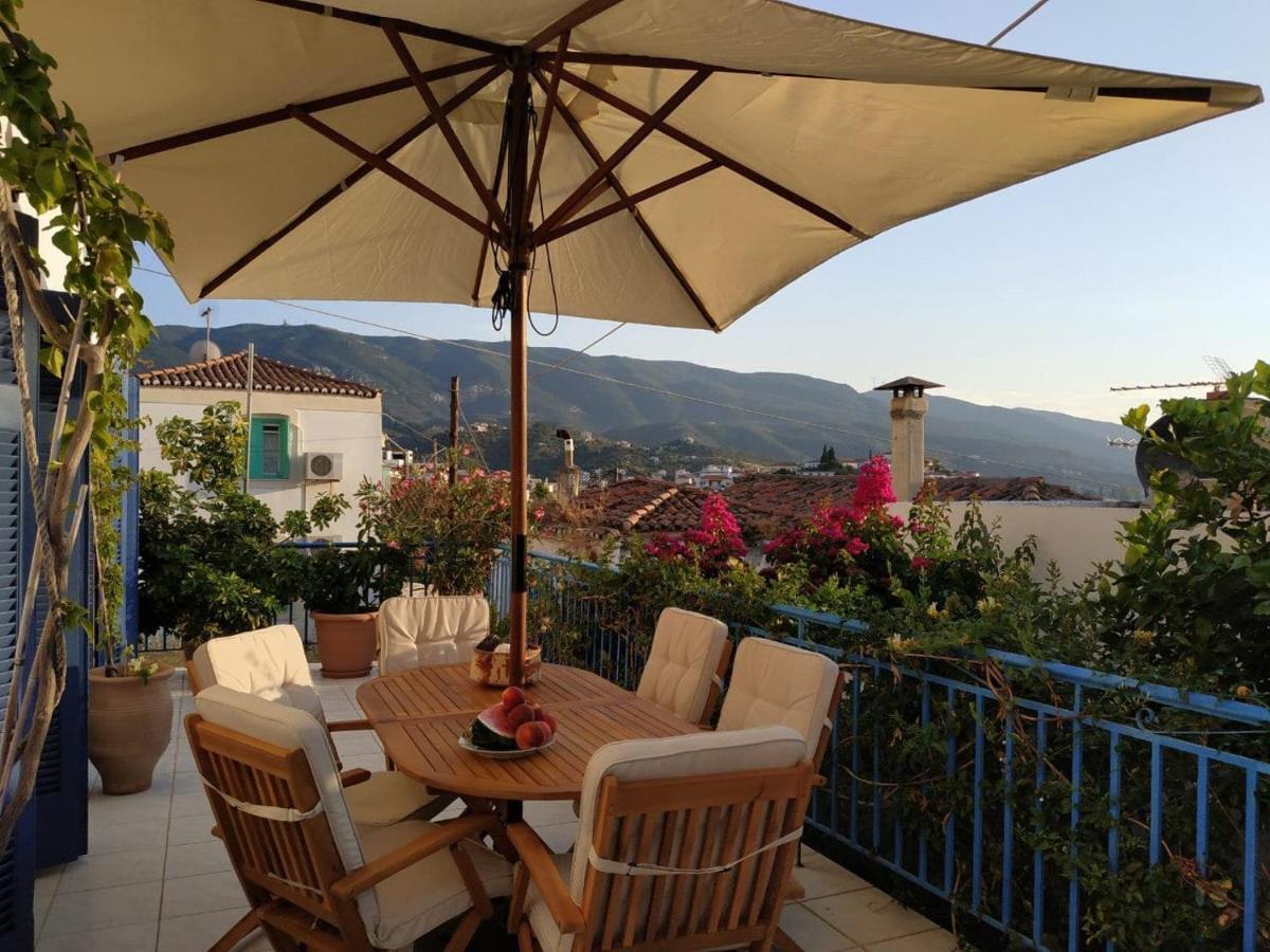 Aquarella-Stylish Veranda Apartment In Centre Of Poros Town ภายนอก รูปภาพ