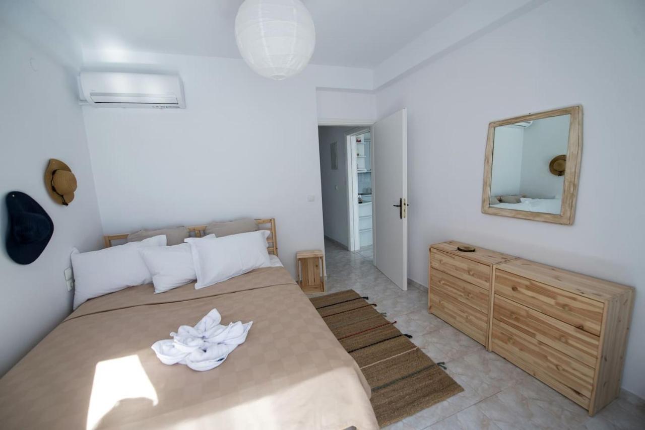 Aquarella-Stylish Veranda Apartment In Centre Of Poros Town ภายนอก รูปภาพ